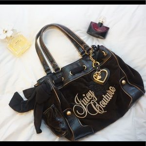 Juicy Couture Velour Daydreamer bag!